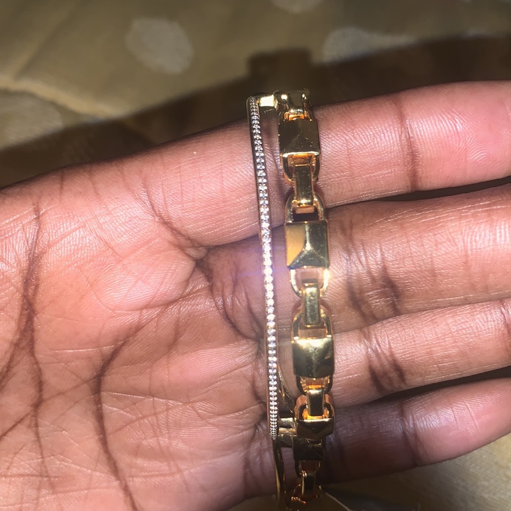 Michael Kors gold bracelet - Picture 3 of 4
